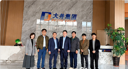 Customer group visiting Dajing Medical